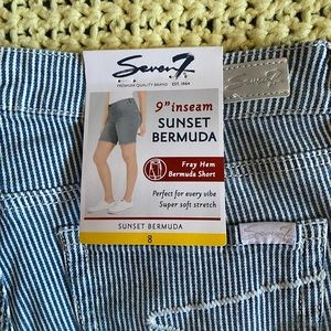seven 7 shorts, nwt. sz 8